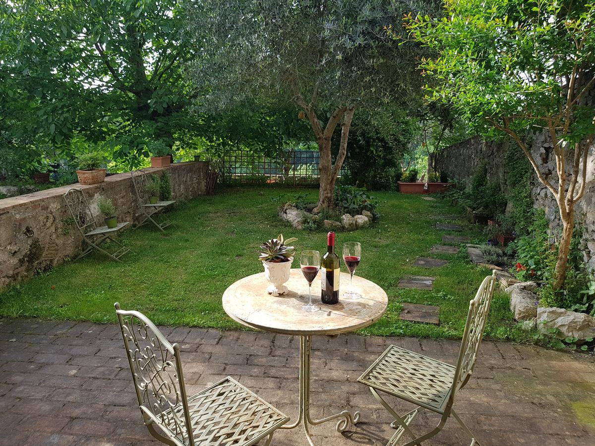 Guest House Il Giardino Colle Val D'Elsa Exterior foto