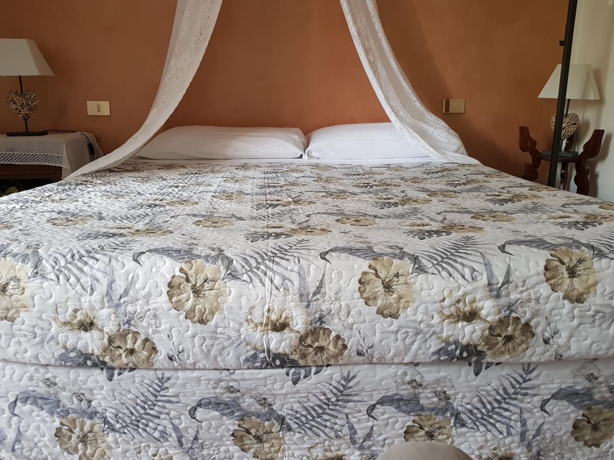 Guest House Il Giardino Colle Val D'Elsa Exterior foto
