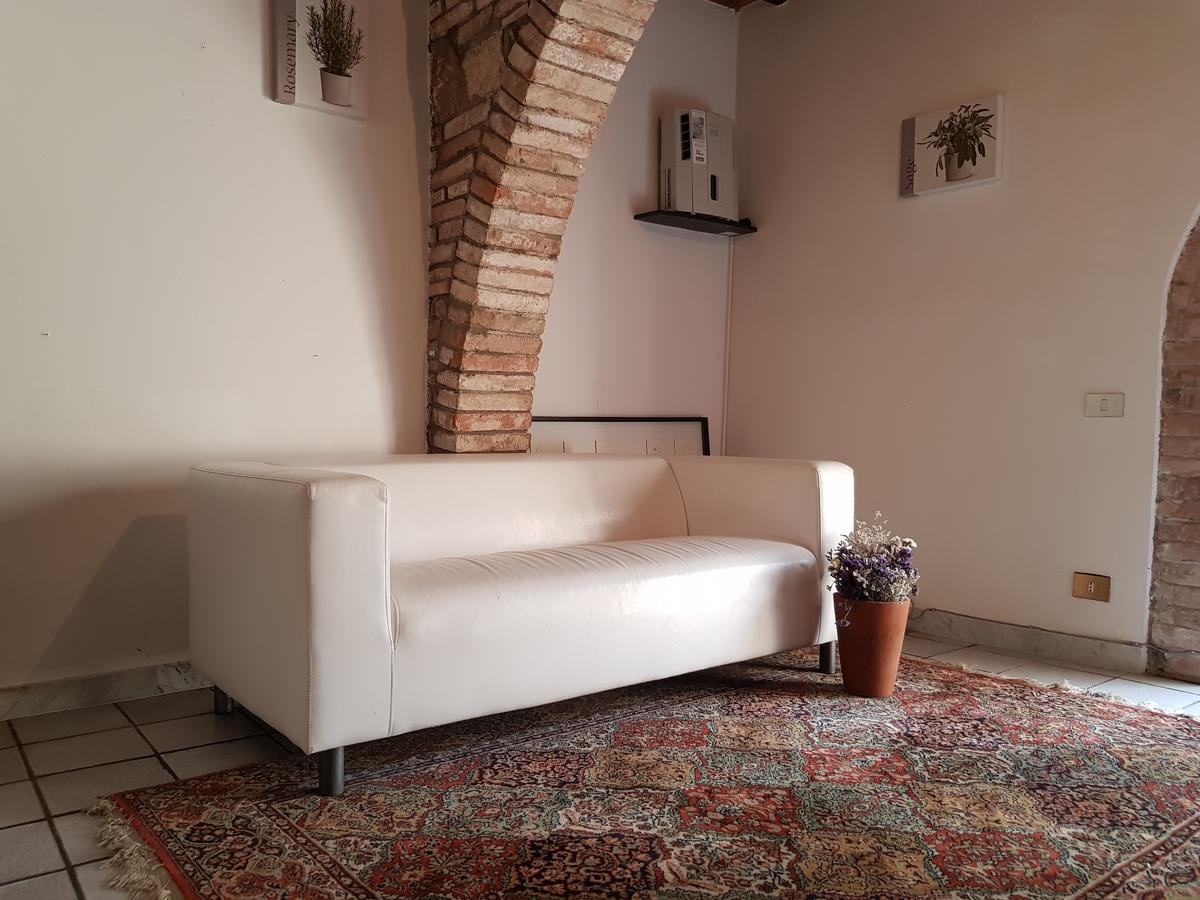Guest House Il Giardino Colle Val D'Elsa Exterior foto