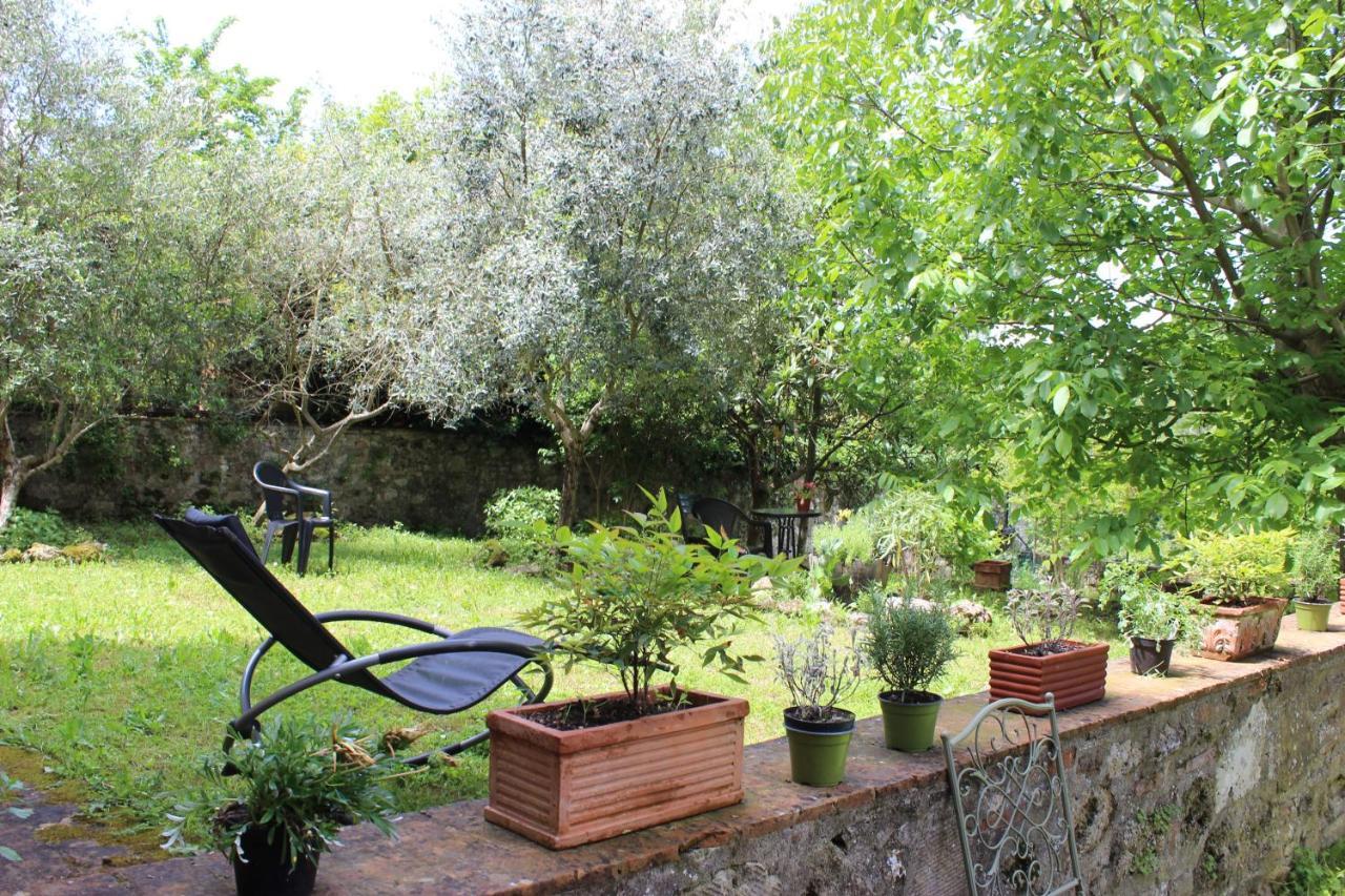 Guest House Il Giardino Colle Val D'Elsa Exterior foto