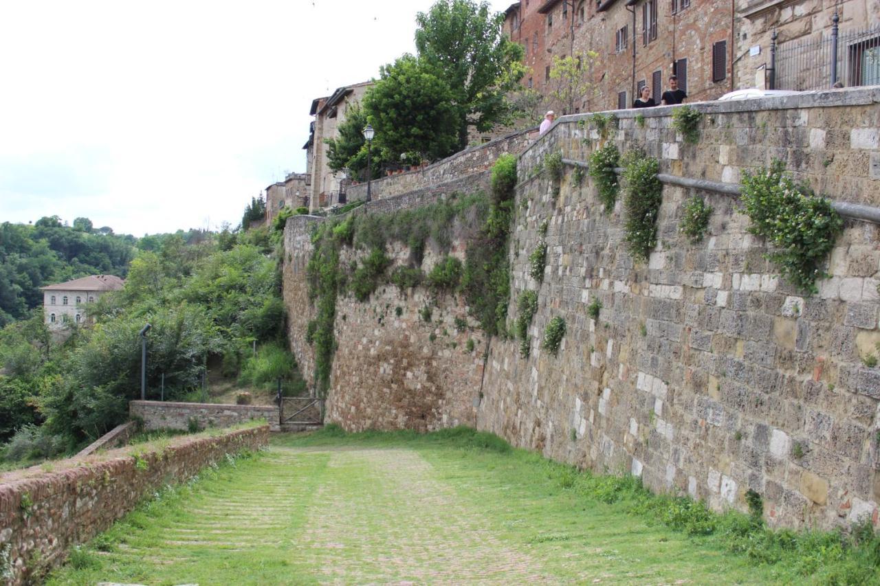 Guest House Il Giardino Colle Val D'Elsa Exterior foto